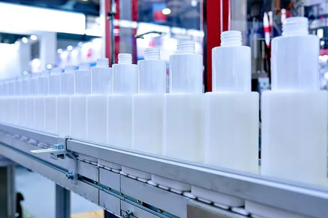 Cleanroom corridor in oral care GMP plant, ISO22716 certified